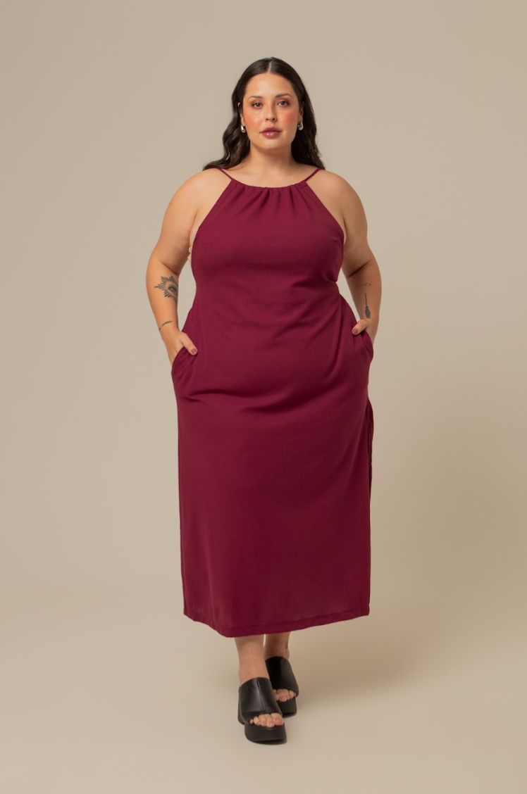vestido comfy | vestido costas abertas com fenda lateral
