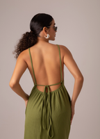 vestido comfy | vestido costas abertas com fenda lateral