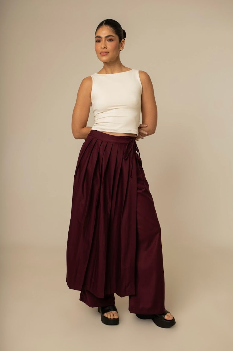 calça saia plissada collab frida & lela