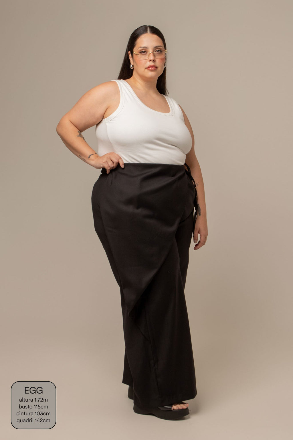 calça-saia de alfaiataria chefa