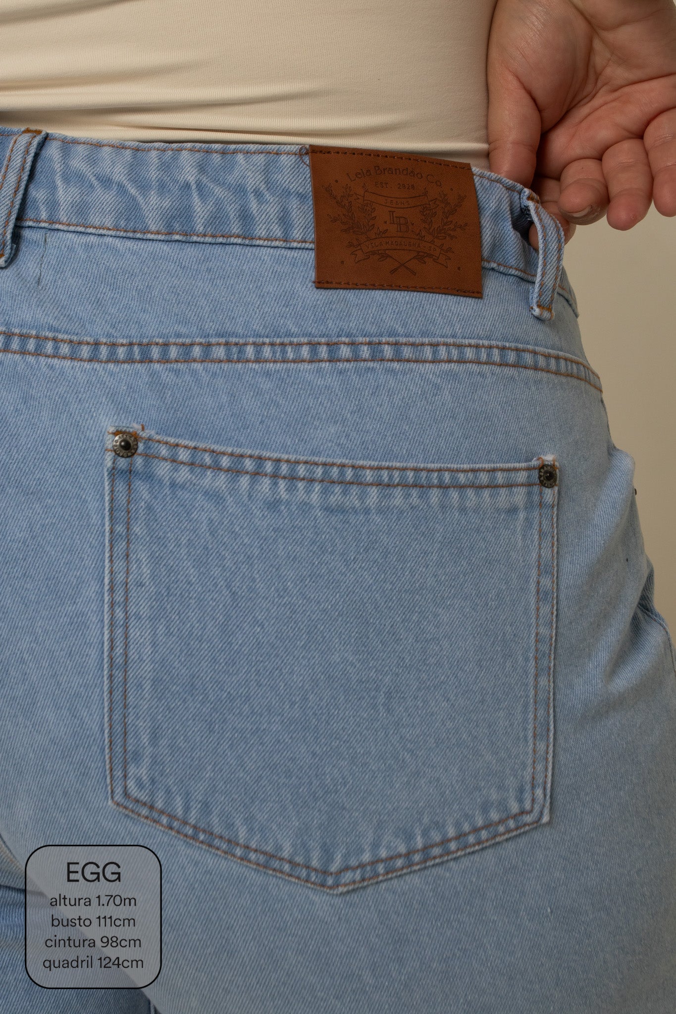 calça jeans ajustável mom clara