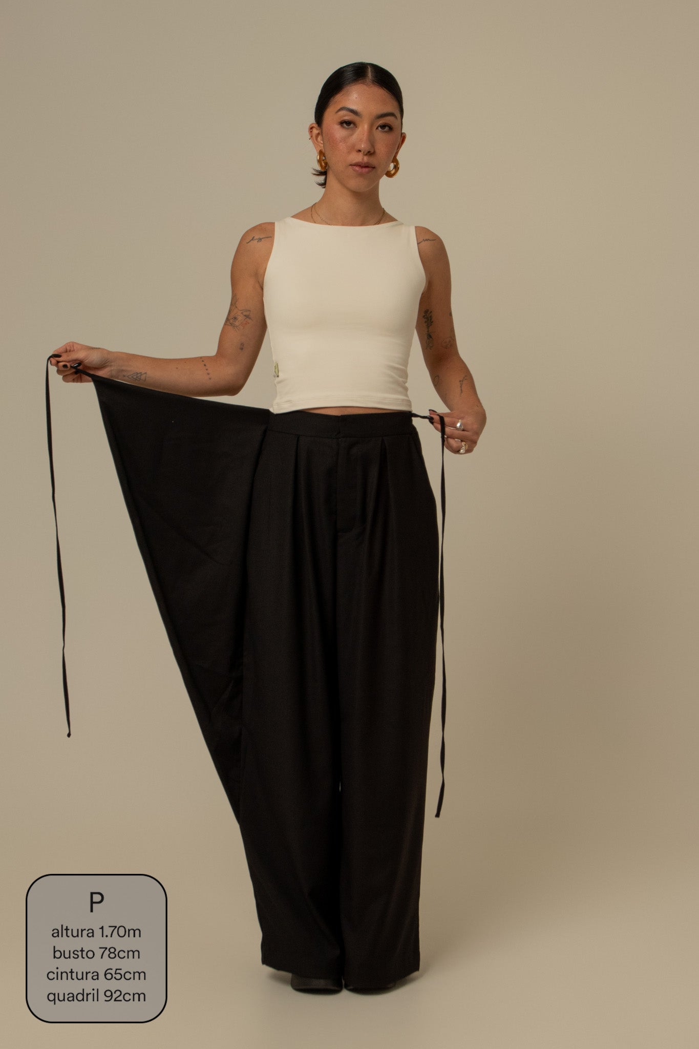 calça-saia de alfaiataria chefa