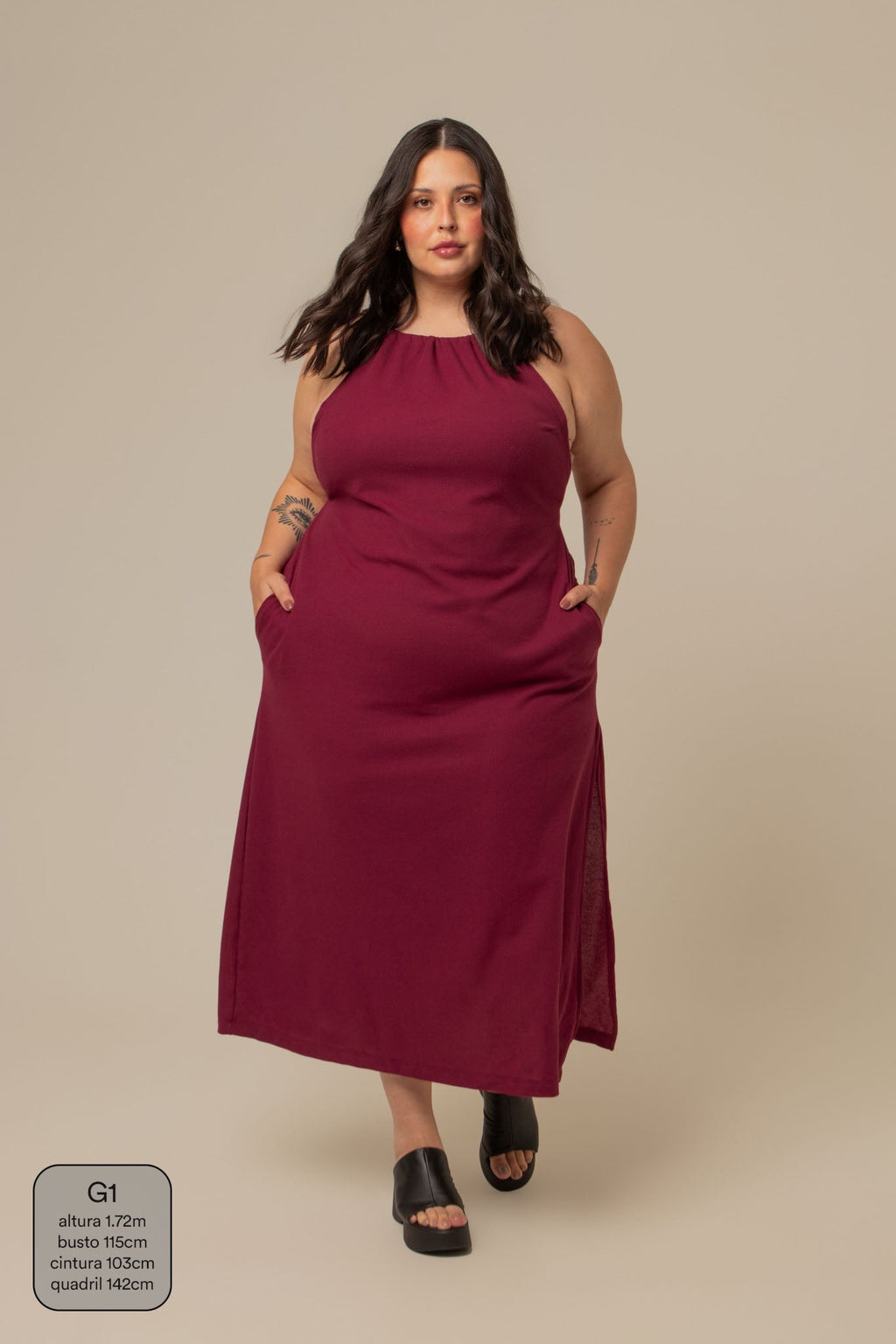 vestido comfy | vestido costas abertas com fenda lateral