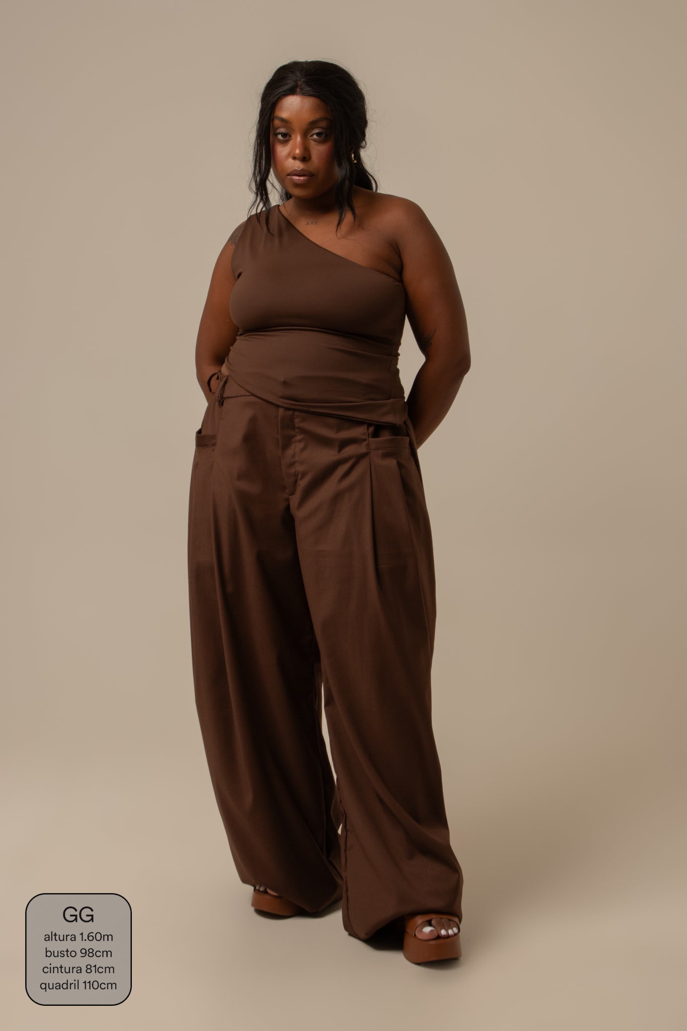 calça alfaiataria effortless