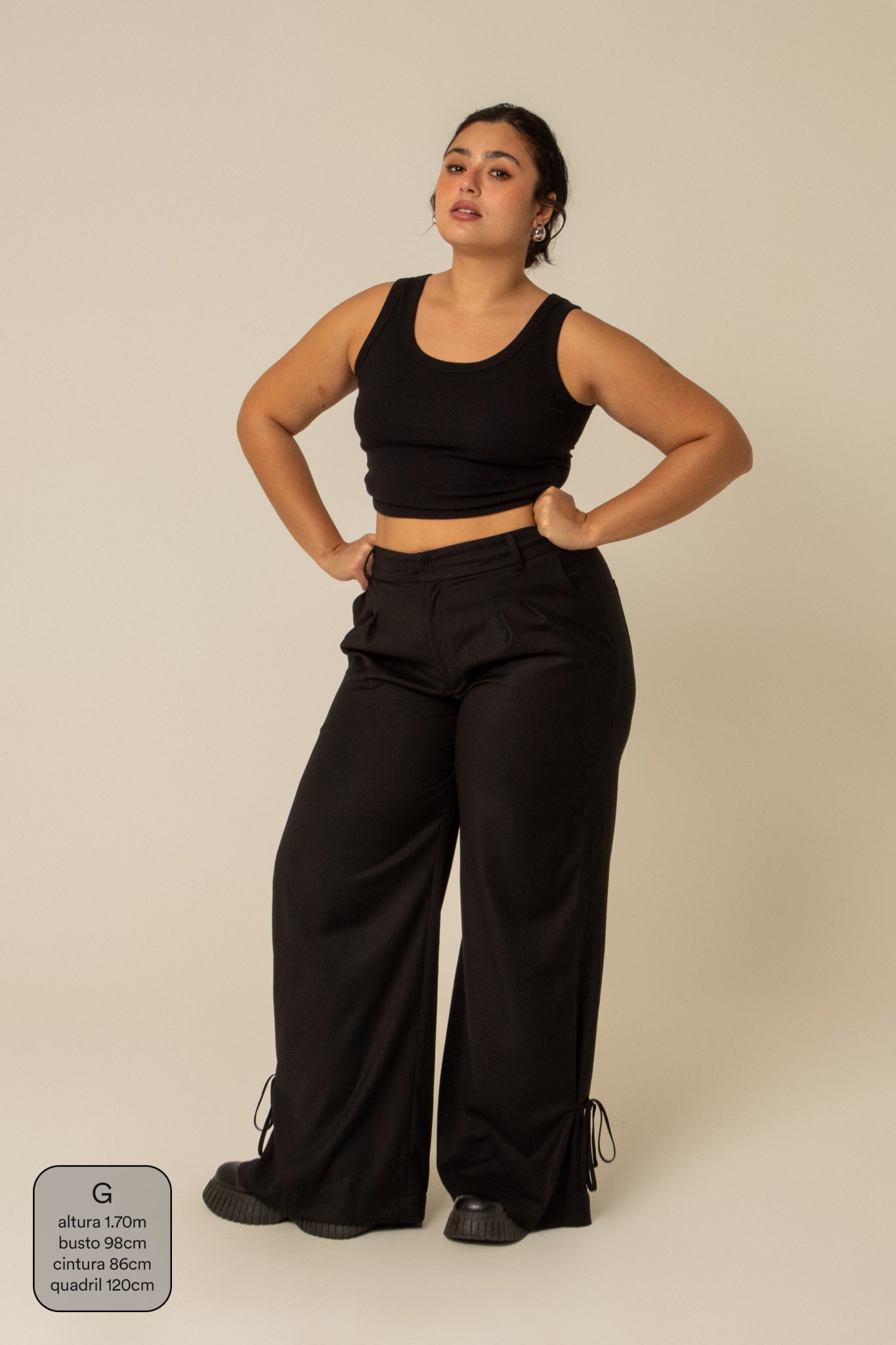 calça alfaiataria laço