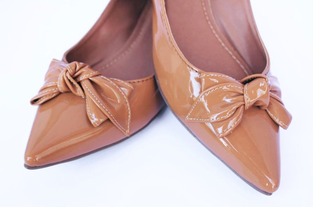 Sapatilha Bege Verniz