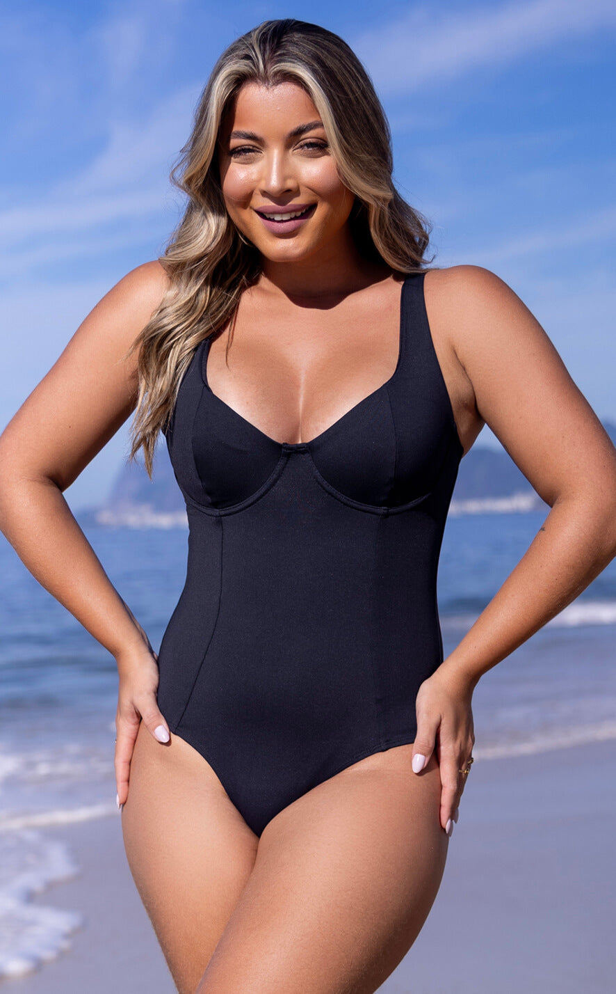 Maiô Modelador Bojo Meia Taça Tradicional Preto